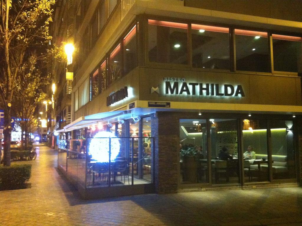 Holidaysuite Mathilda Остенде Екстериор снимка