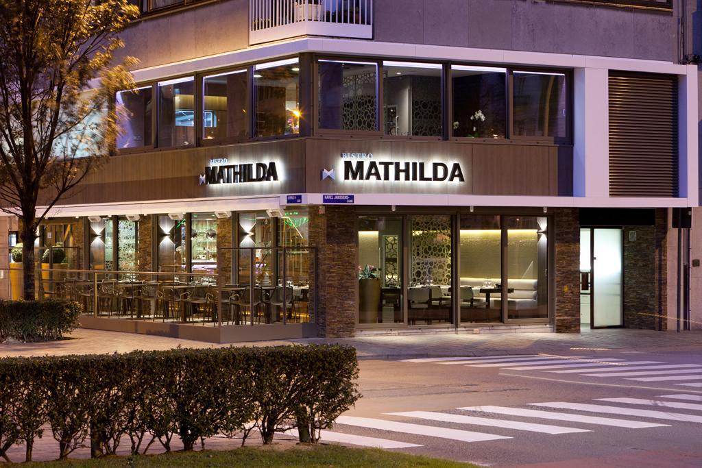 Holidaysuite Mathilda Остенде Екстериор снимка